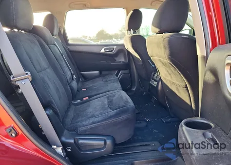 2016 Nissan Pathfinder S z USA, uszkodzony, nr VIN 5N1AR2MM1GC608911